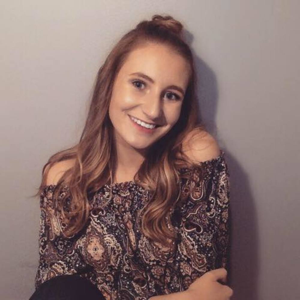 Meet your Posher, Lauren